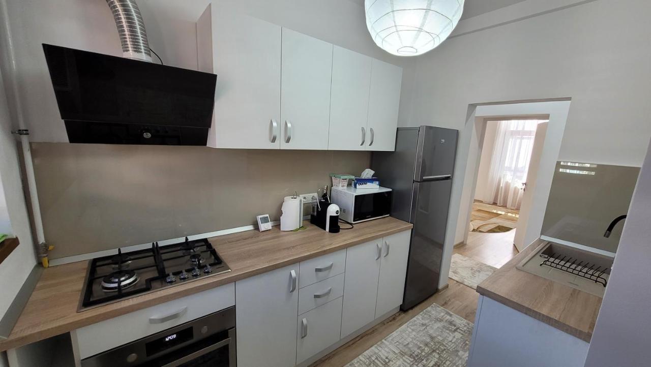 Andy Apartament Петрошани Экстерьер фото